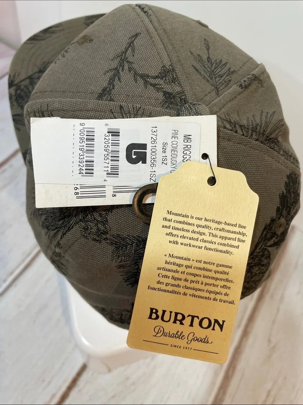 NWT Burton Adult Snapback Cap MB Riggs Olive Green Pinecone Print Hat Flat Brim